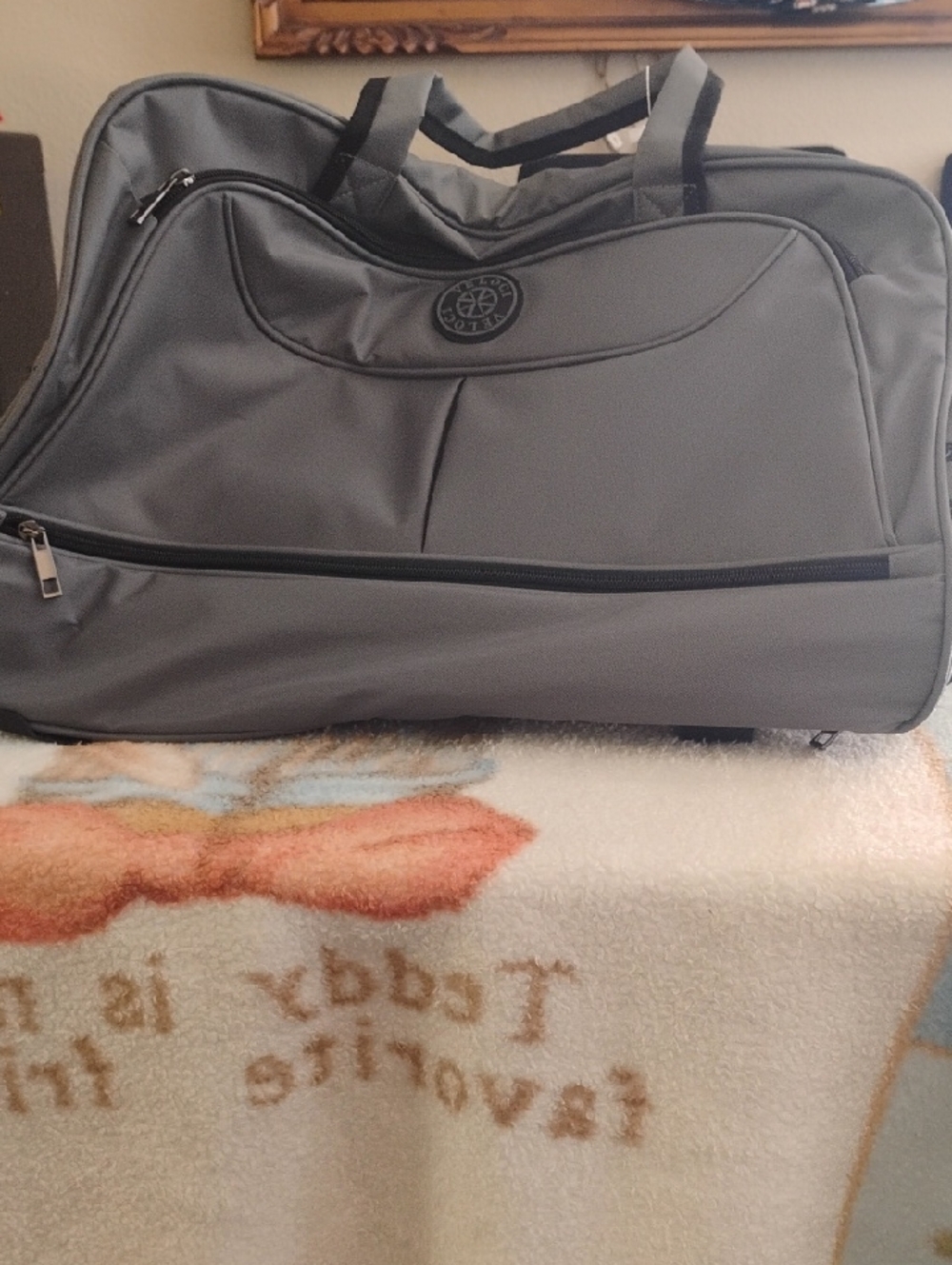 Gray Travel Duffel Bag with Front Pocket - Veloci